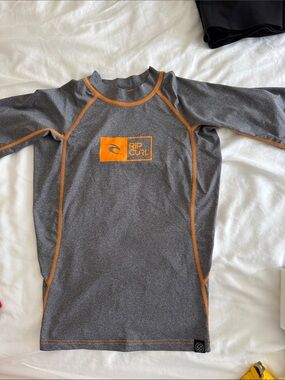Rip Curl Gray with Orange Trim Stretch Rash Guard